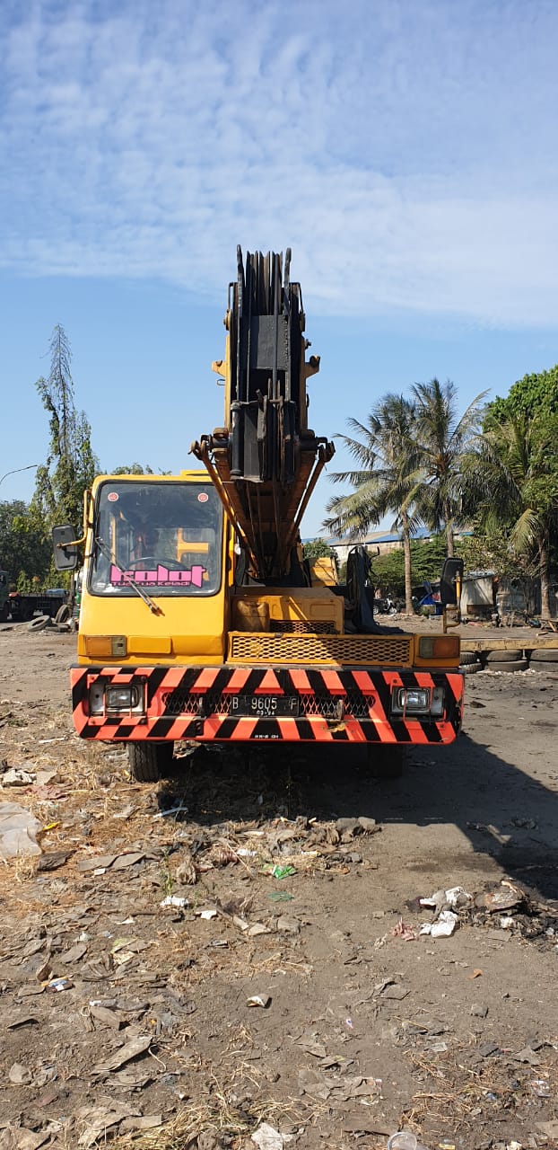 Sewa Crane di Aren Jaya Bekasi Hub 087881295014